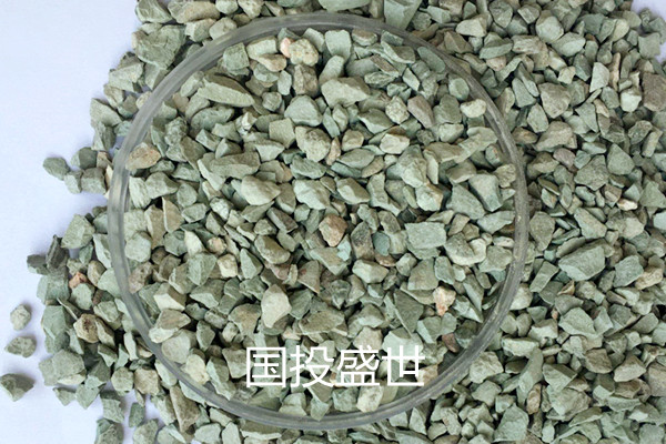 斜發沸石